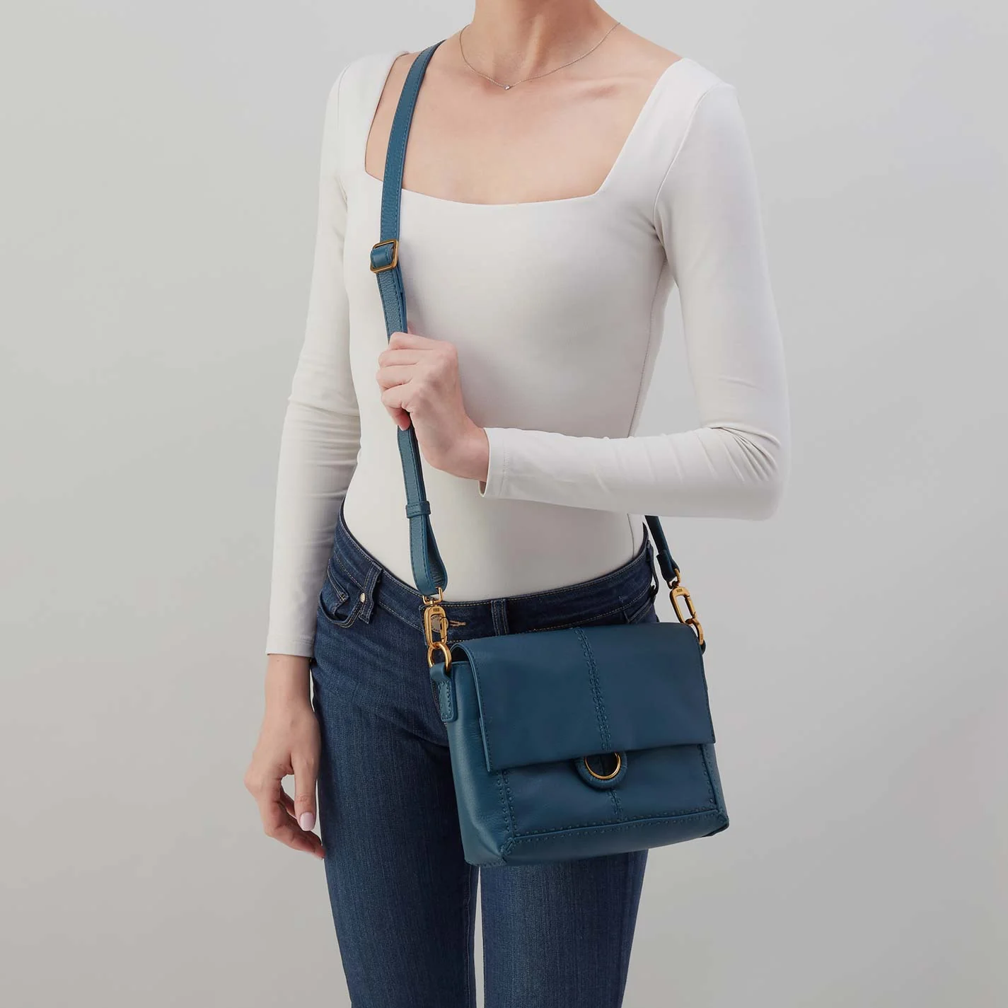 Austin Flap Crossbody in Pebbled Leather - Peacock Feather - Image 2
