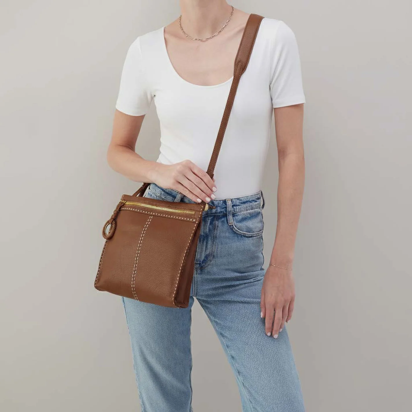 Austin Medium Crossbody In Pebbled Leather - Timber Brown - Image 2