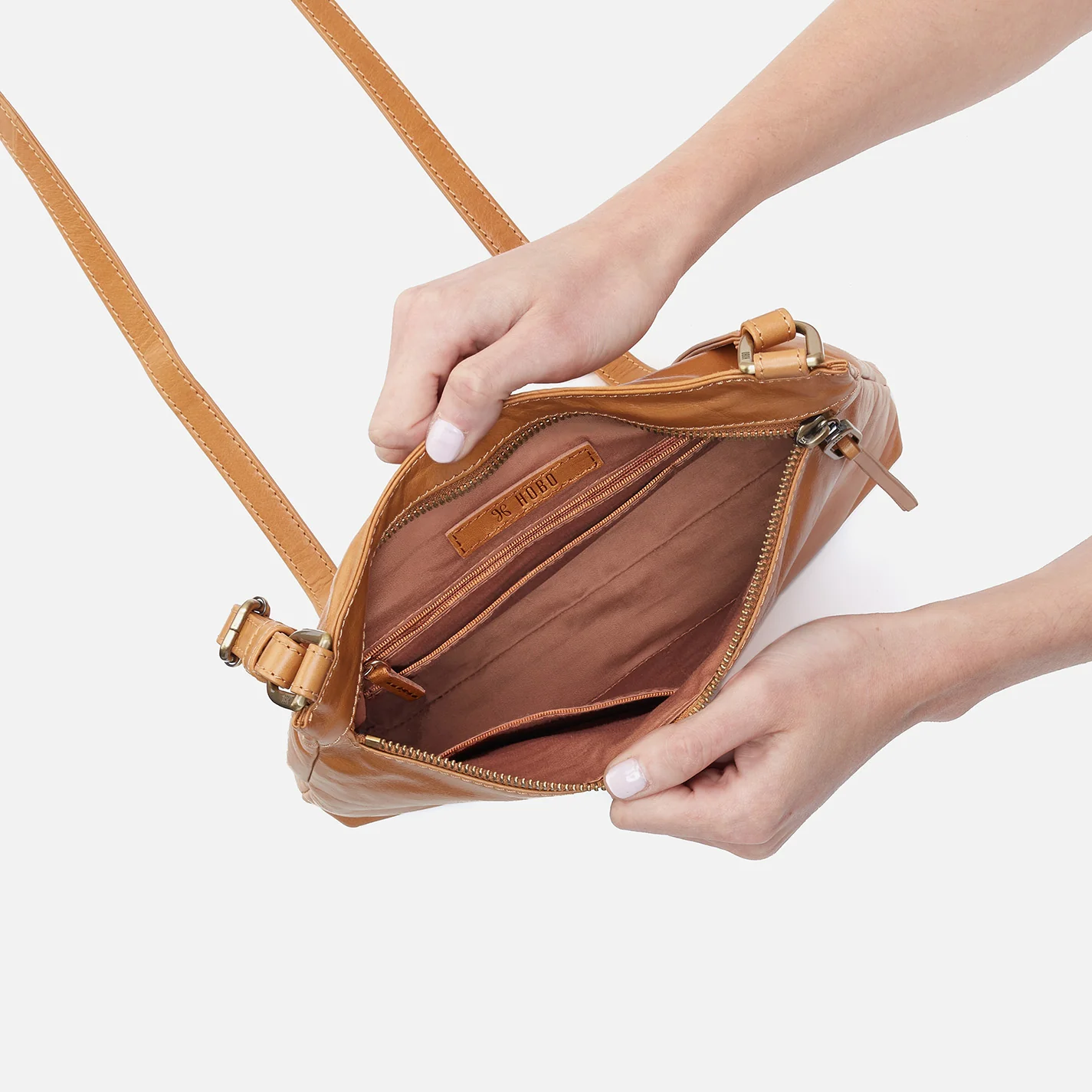 Cambel Crossbody In Polished Leather - Natural - Image 3