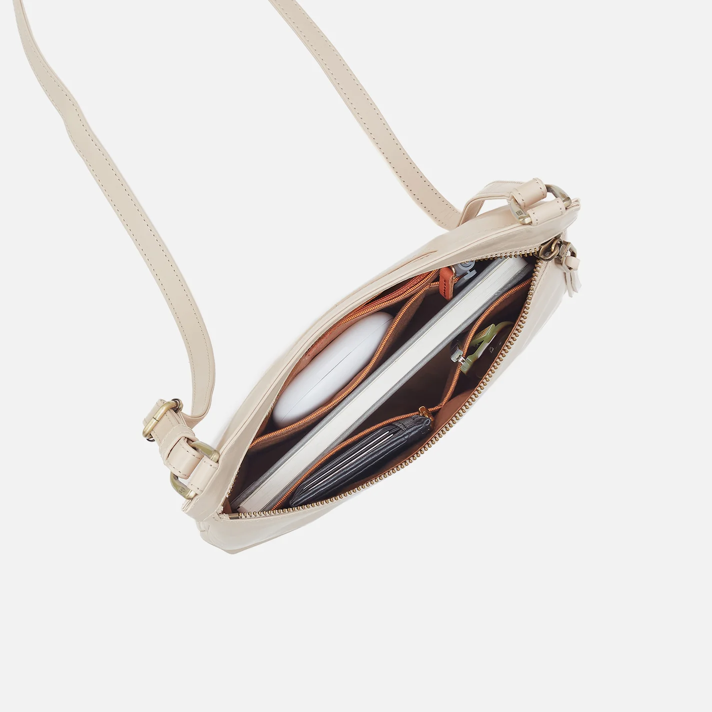 Cambel Crossbody In Polished Leather - Pale Flax - Image 3