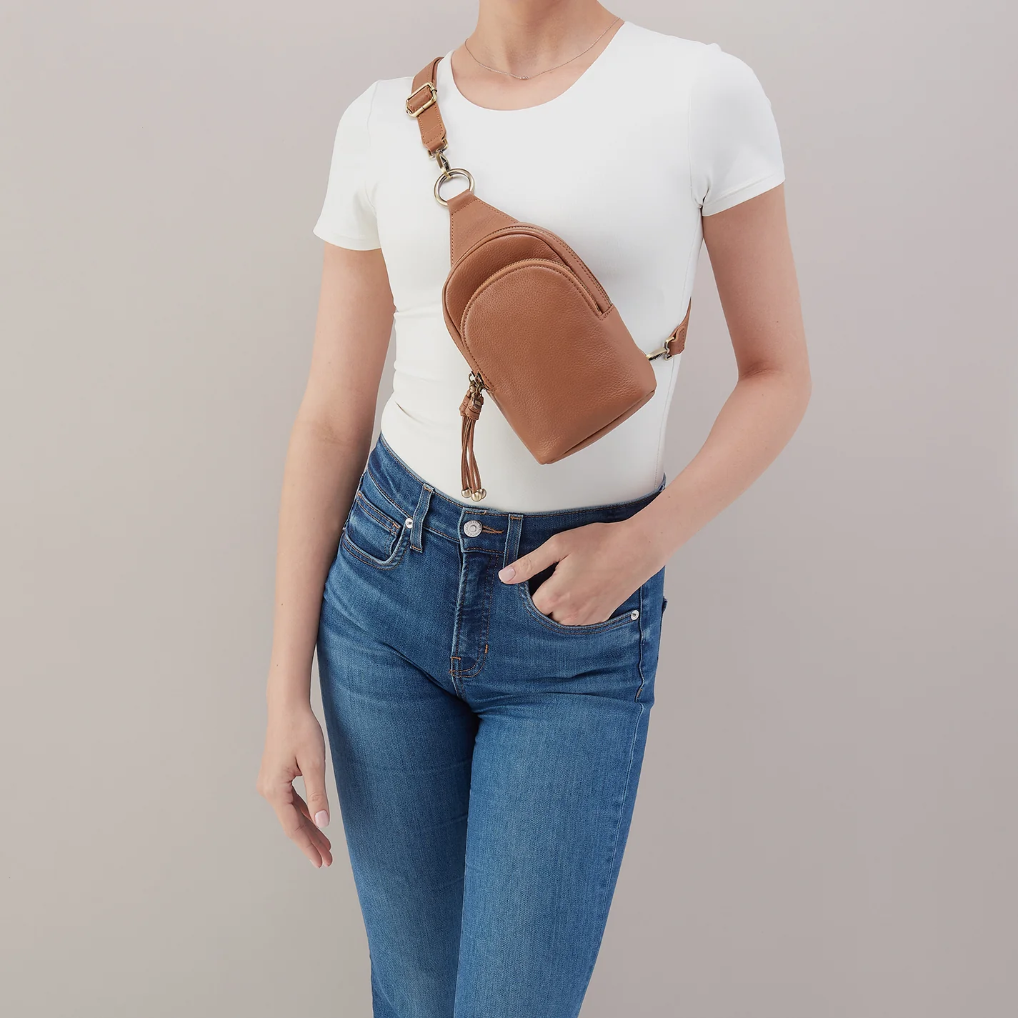 Cass Small Sling In Pebbled Leather - Brown Sugar - Image 3