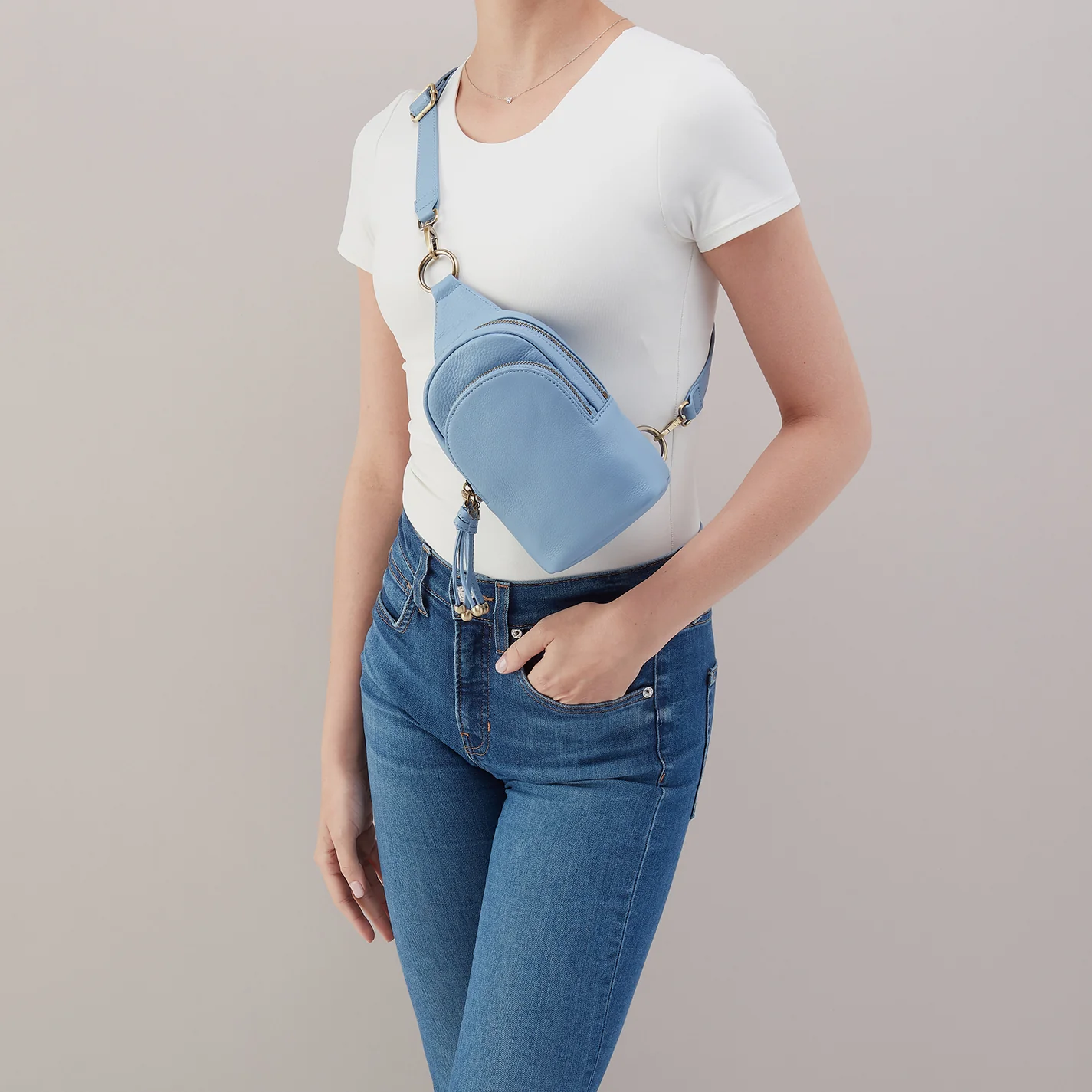 Cass Small Sling In Pebbled Leather - Seabreeze - Image 3