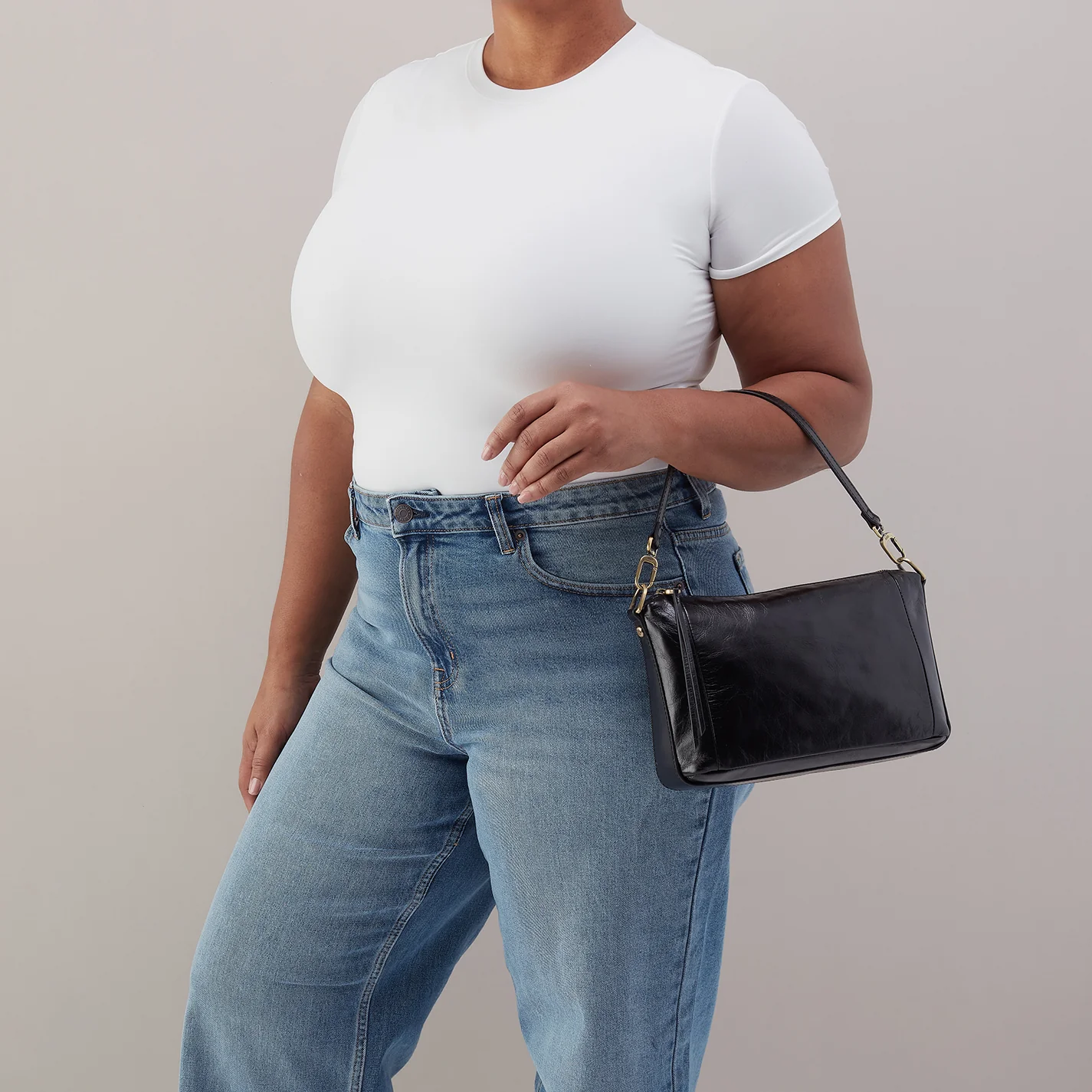 Darcy Carry-All Crossbody In Polished Leather - Black - Image 5