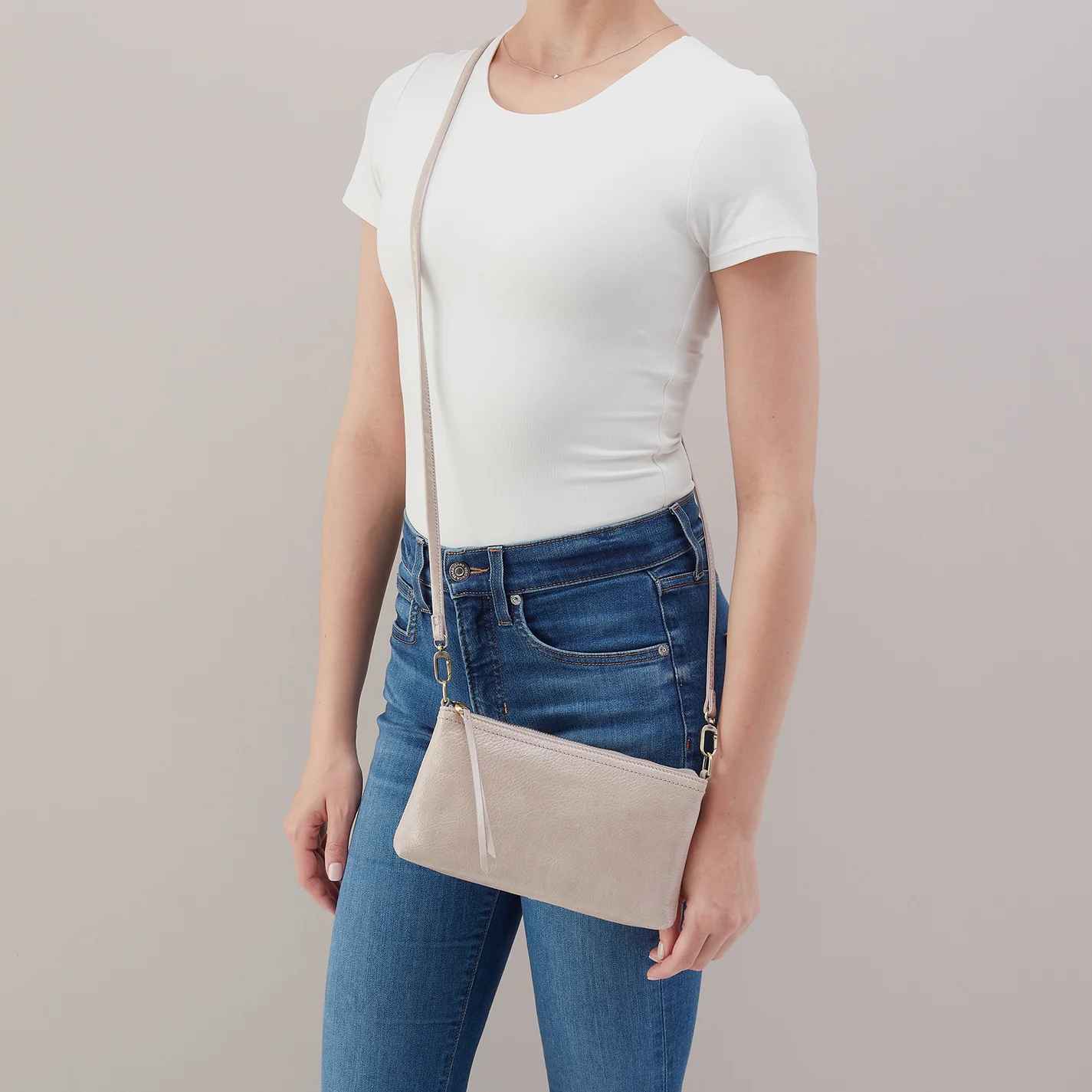Darcy Crossbody In Gloss Leather - Stone Gloss - Image 2