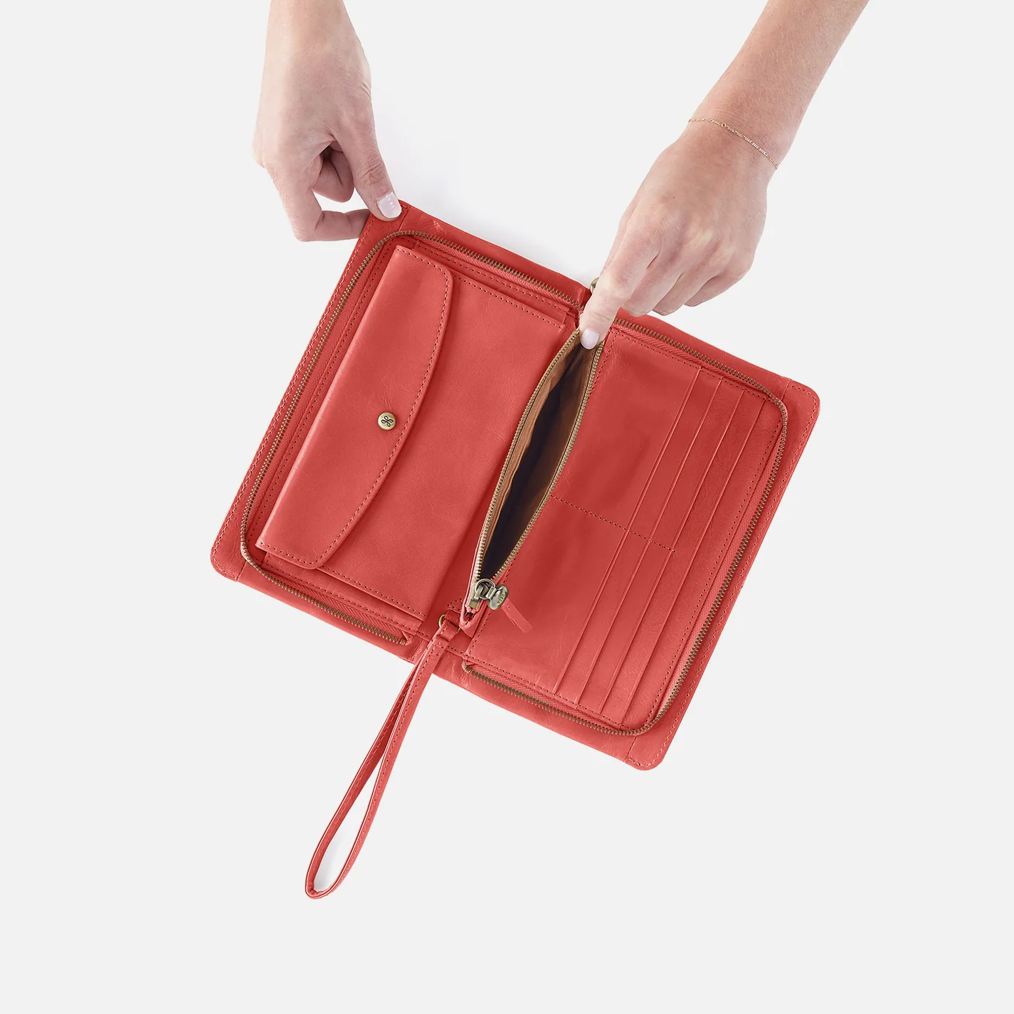 Evolve Wristlet In Polished Leather - Pink Mirage - Image 3