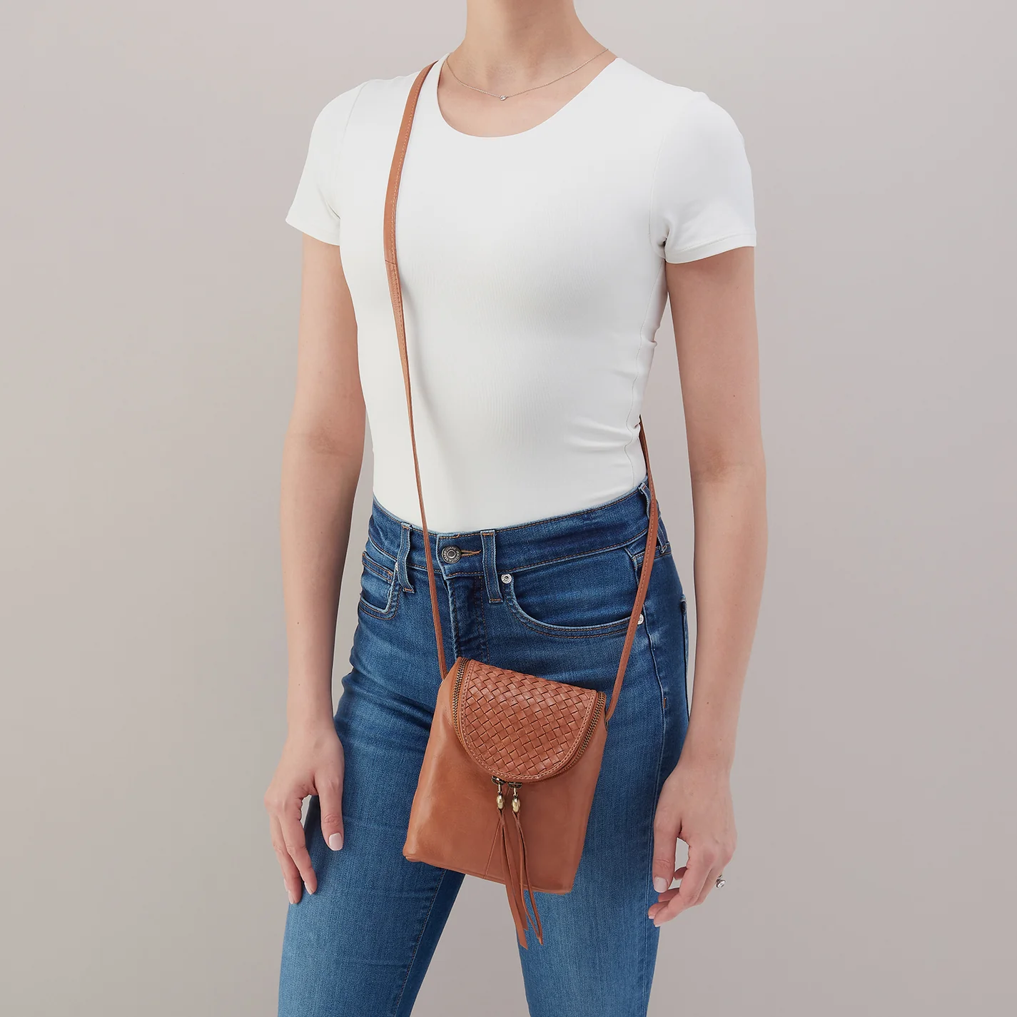 Fern Crossbody In Washed Leather - Harvest Wheat - Image 3