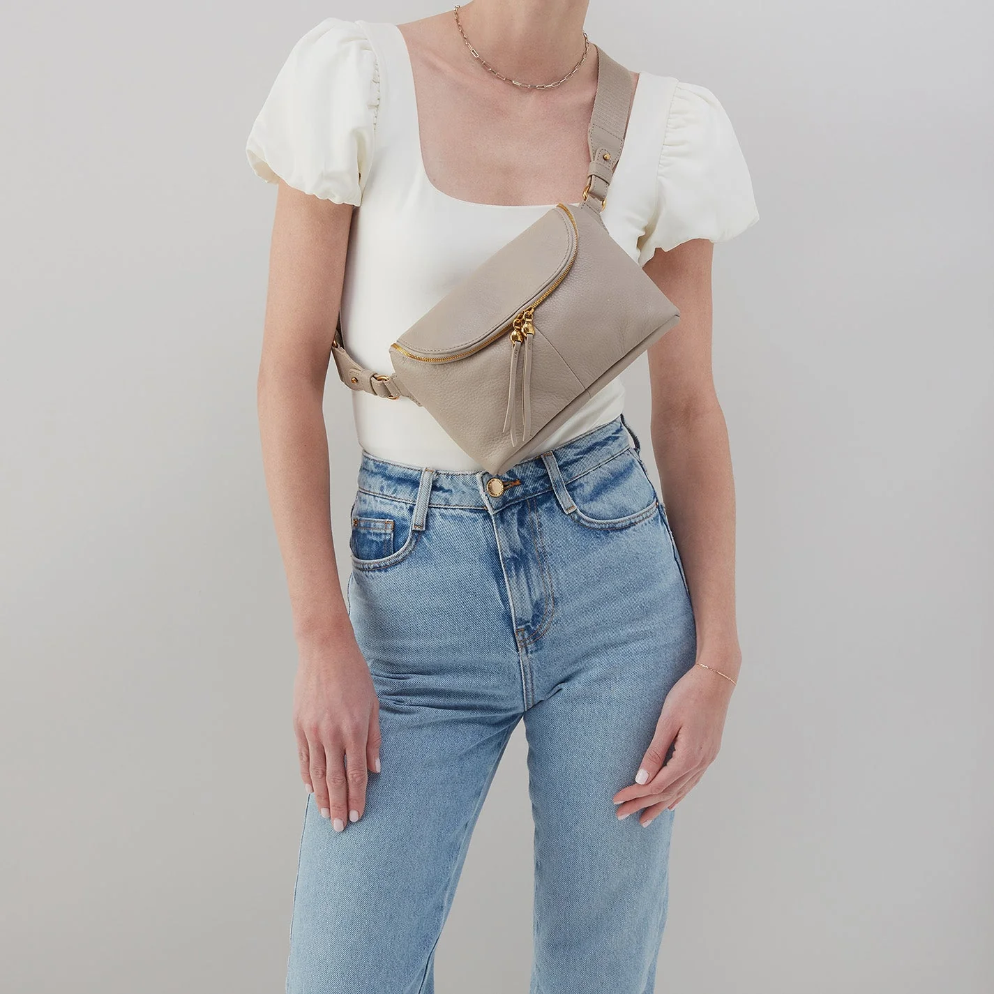 Fern Large Belt Bag in Pebbled Leather - Taupe - Image 3