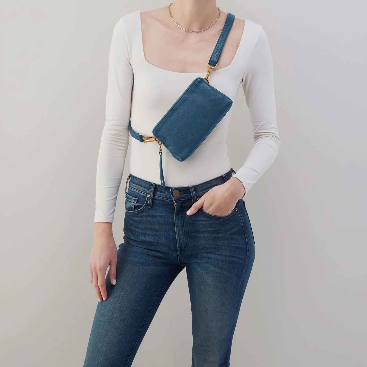 Fern Slim Belt Bag in Pebbled Leather - Peacock Feather - Image 3