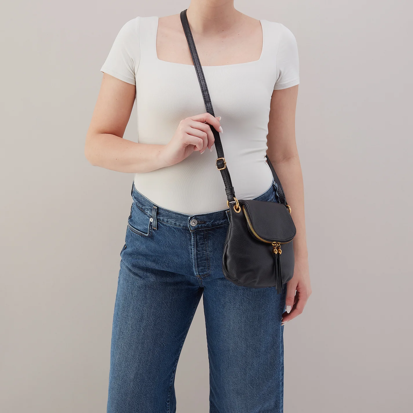 Fern Zip-Flap Crossbody In Pebbled Leather - Black - Image 3