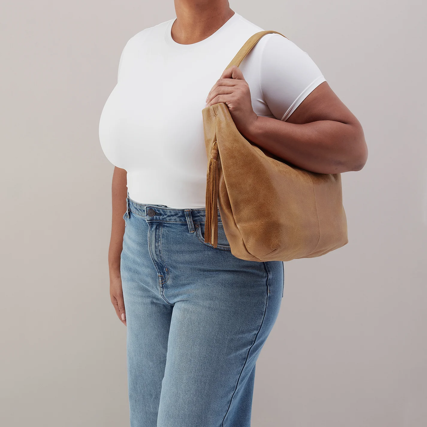 Harley Hobo In Buffed Leather - Whiskey - Image 3