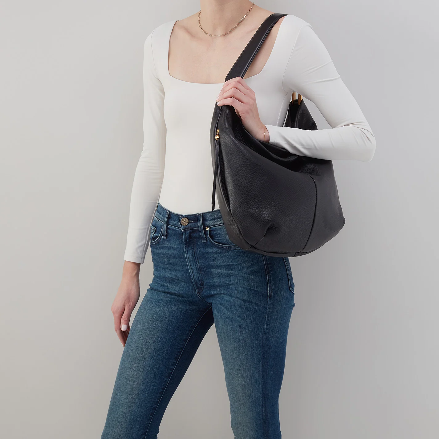 Harley Hobo In Pebbled Leather - Black - Image 3