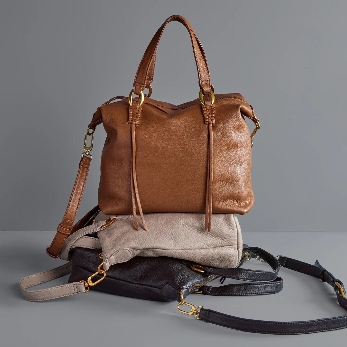 Harley Satchel In Pebbled Leather - Warm Honey - Image 6