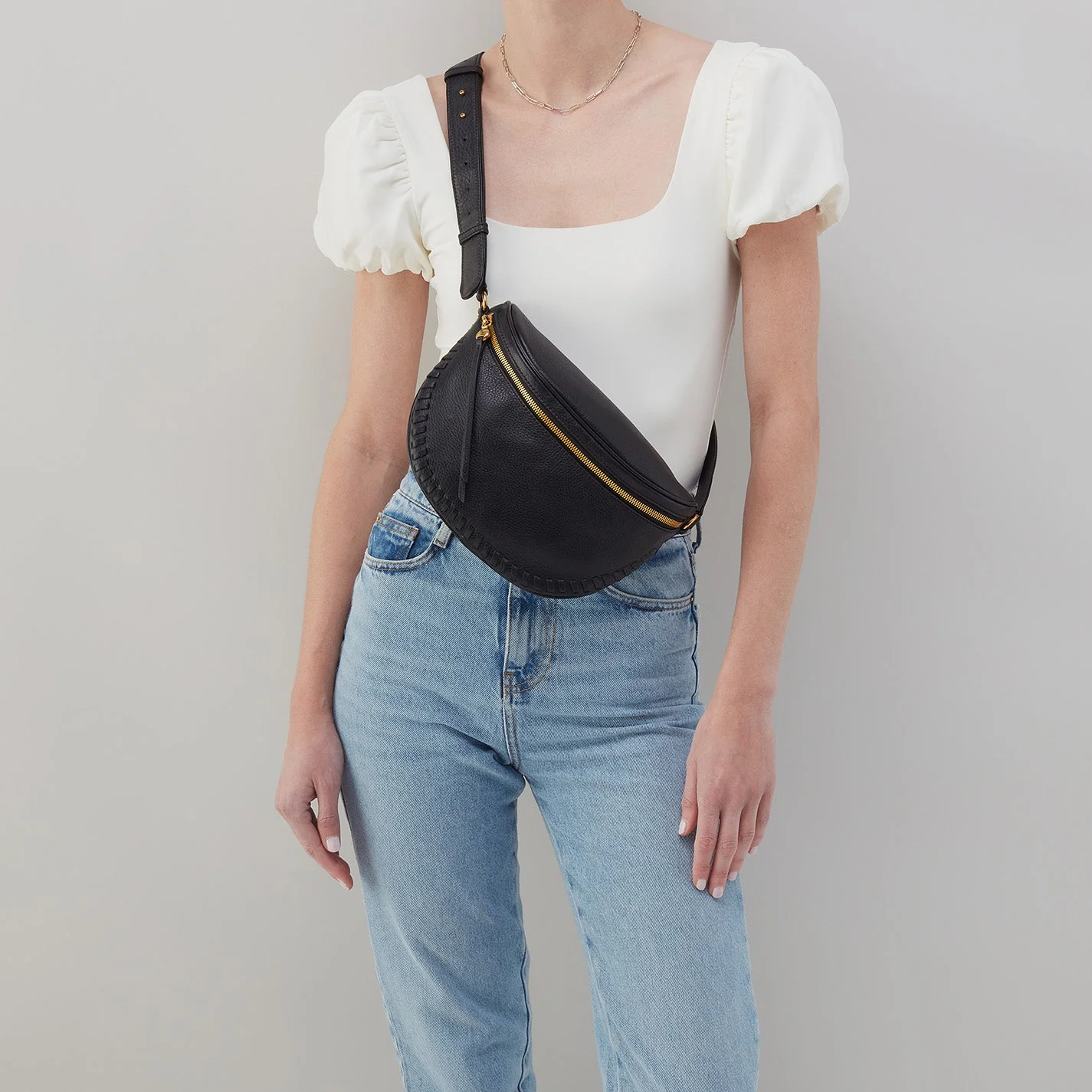 Juno Belt Bag In Pebbled Leather - Black - Image 3