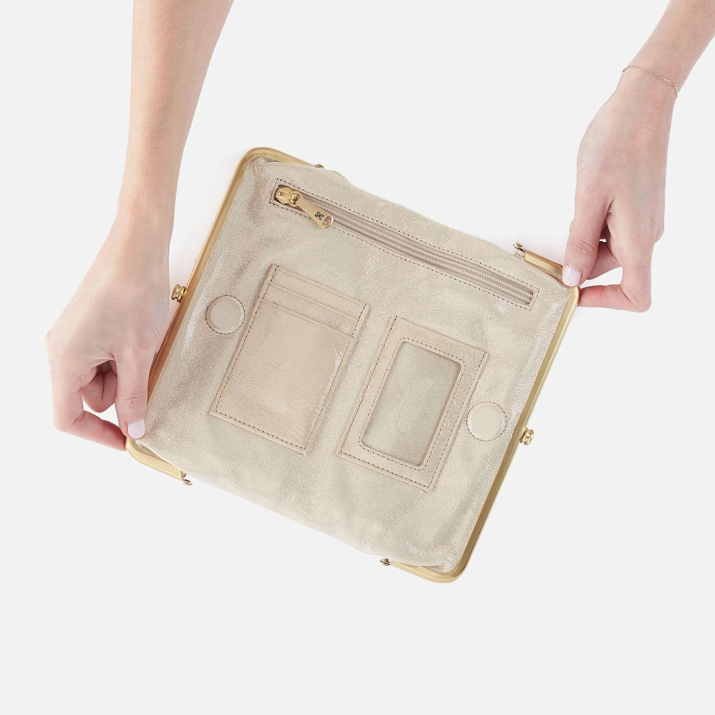 Lauren Clutch-Wallet In Metallic Leather - Sand Shimmer - Image 3