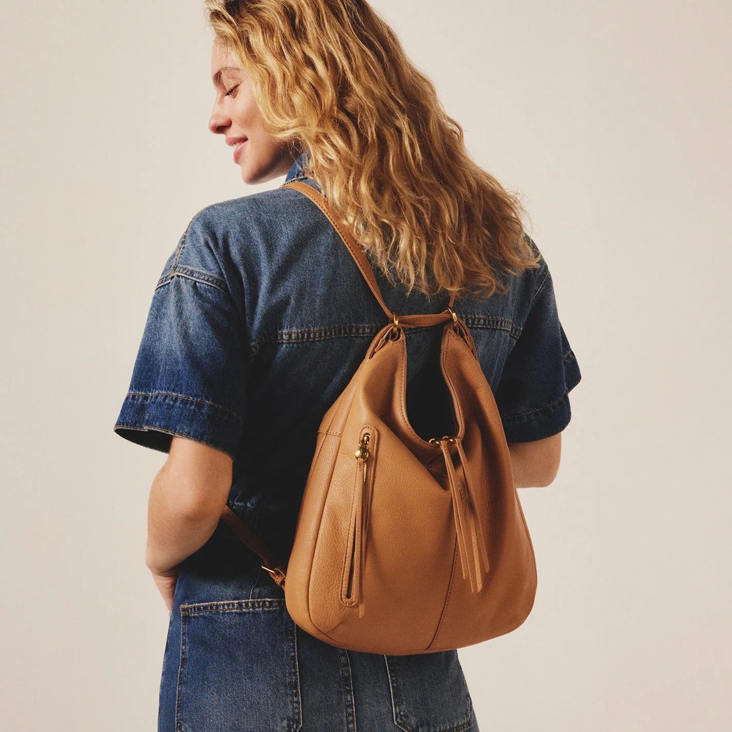 Merrin Convertible Backpack in Pebbled Leather - Sandstorm - Image 3