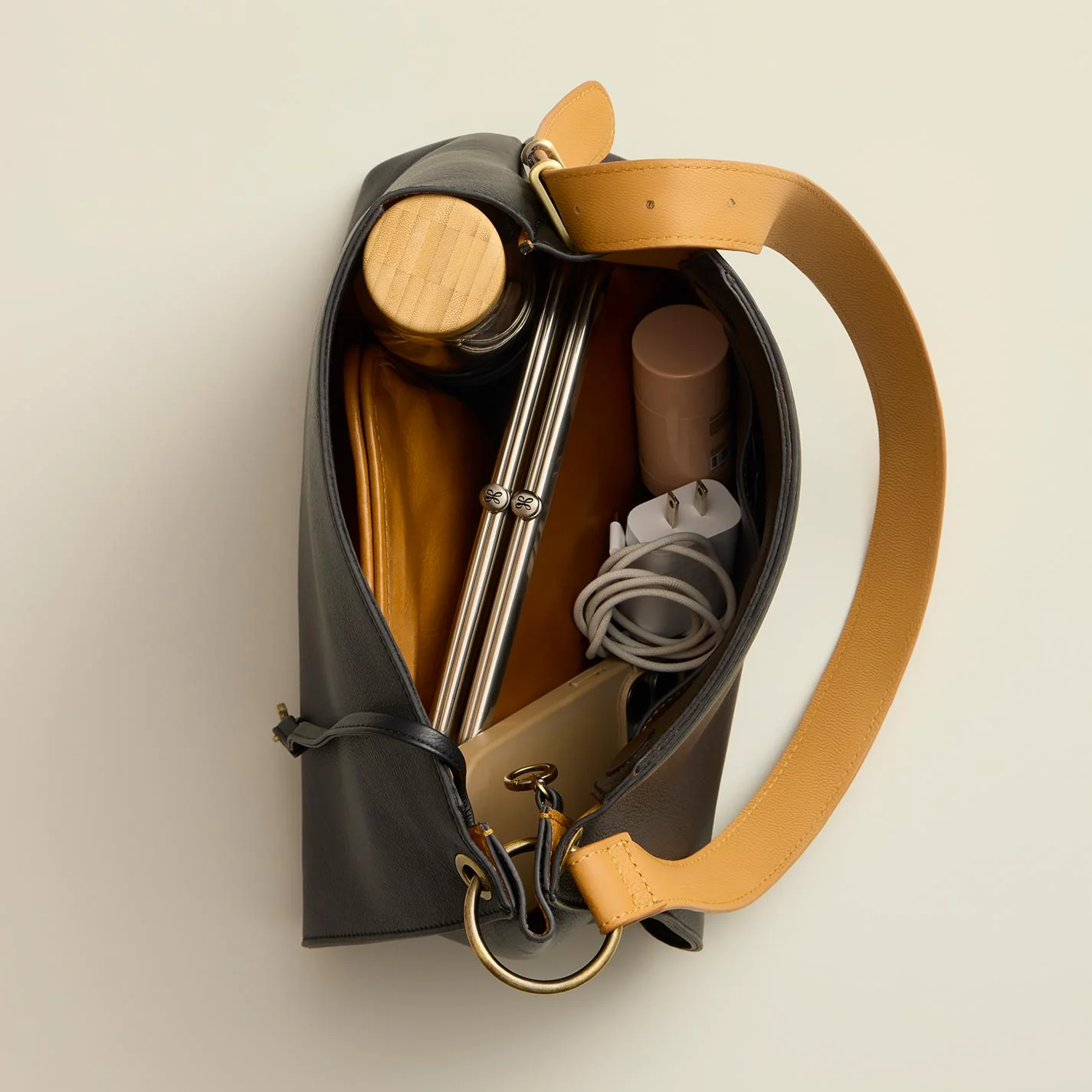 Rayna Shoulder Bag in Double-Faced Leather - Black - Image 3