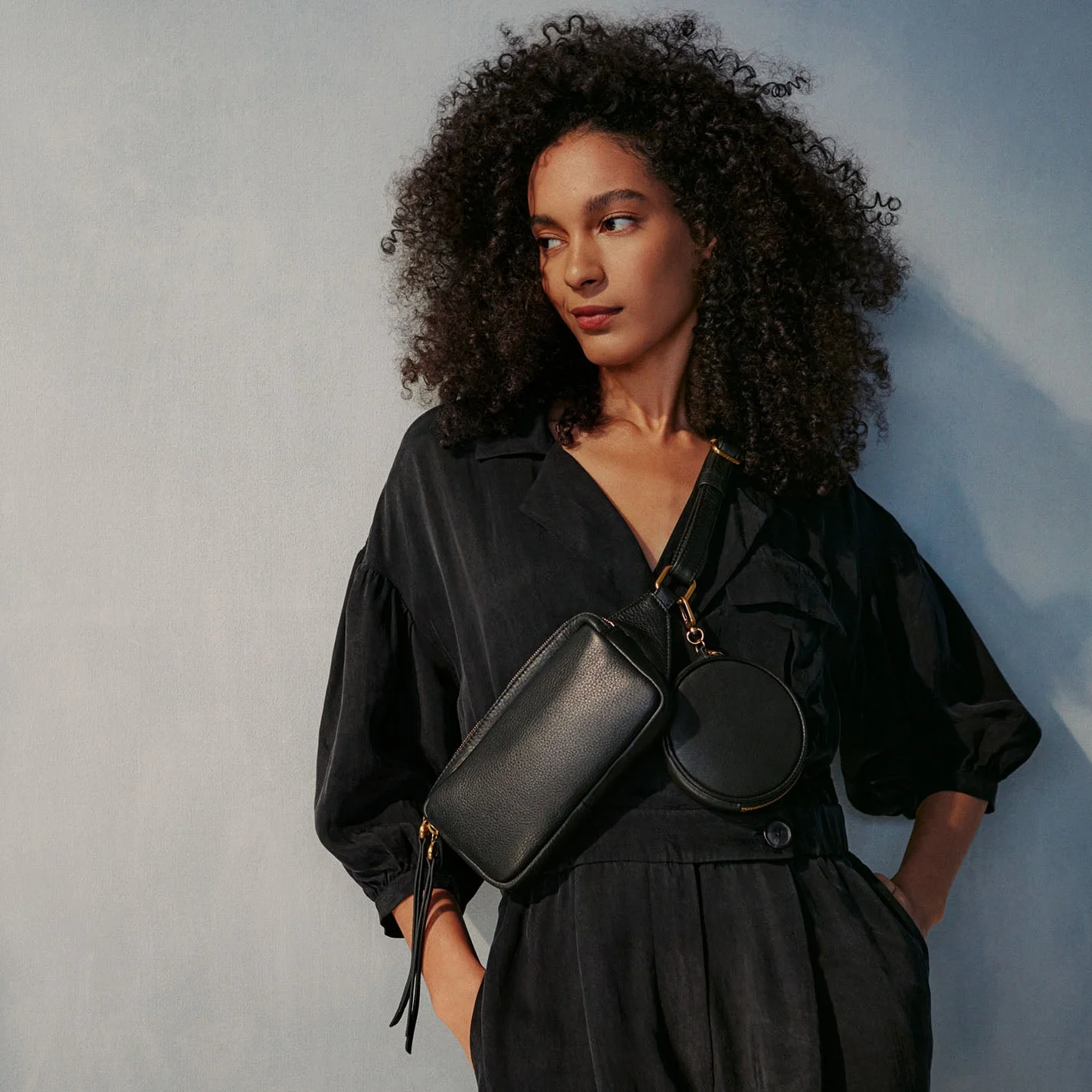 Revolve Clip Pouch in Pebbled Leather - Black - Image 2