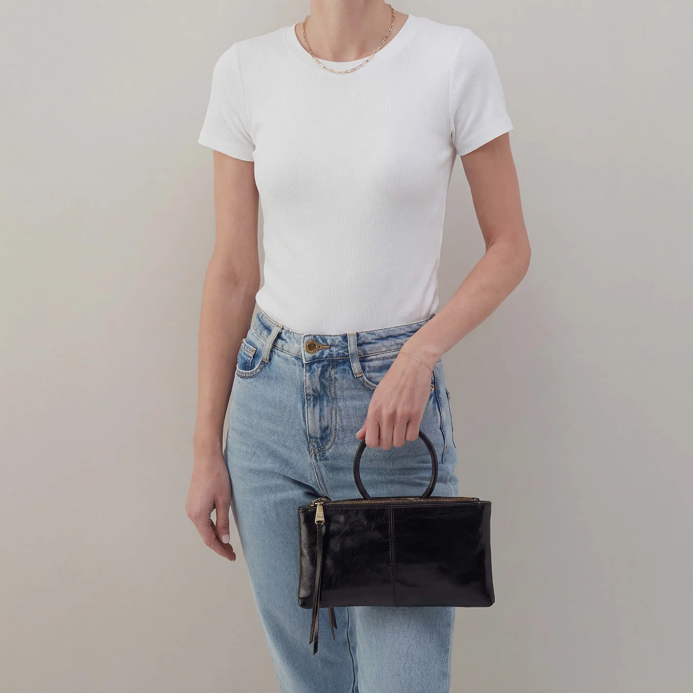 Sable Crossbody In Polished Leather - Black - Image 4