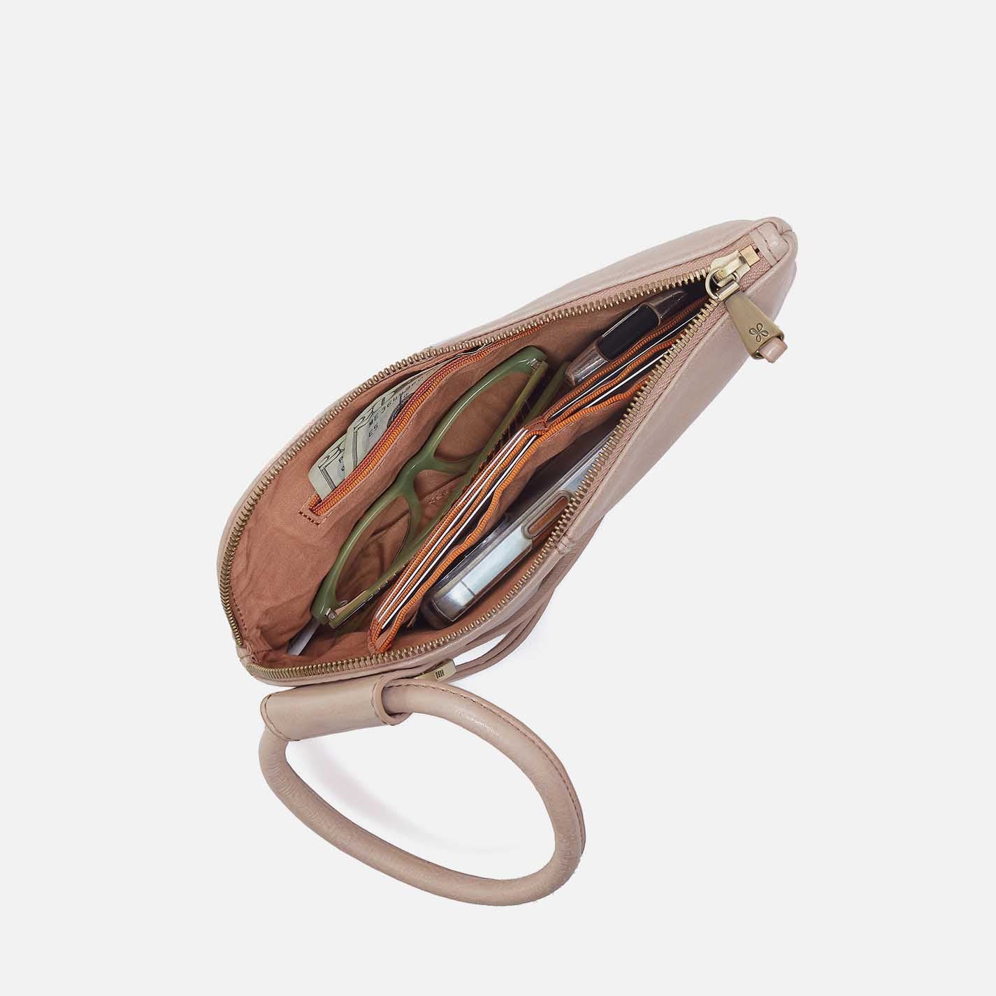 Sable Wristlet in Gloss Leather - Stone Gloss - Image 4