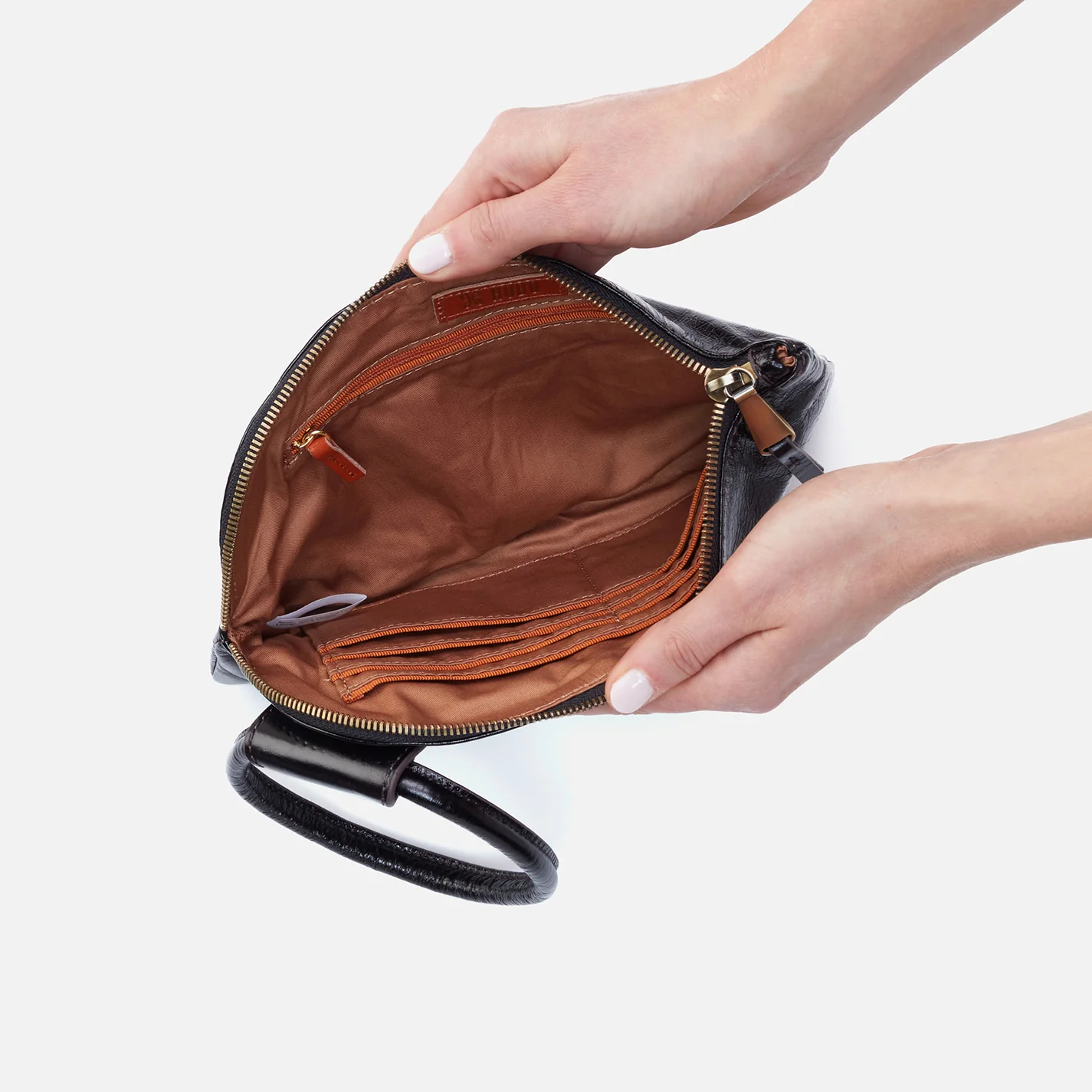 Sable Wristlet In Polished Leather - Black - Image 5