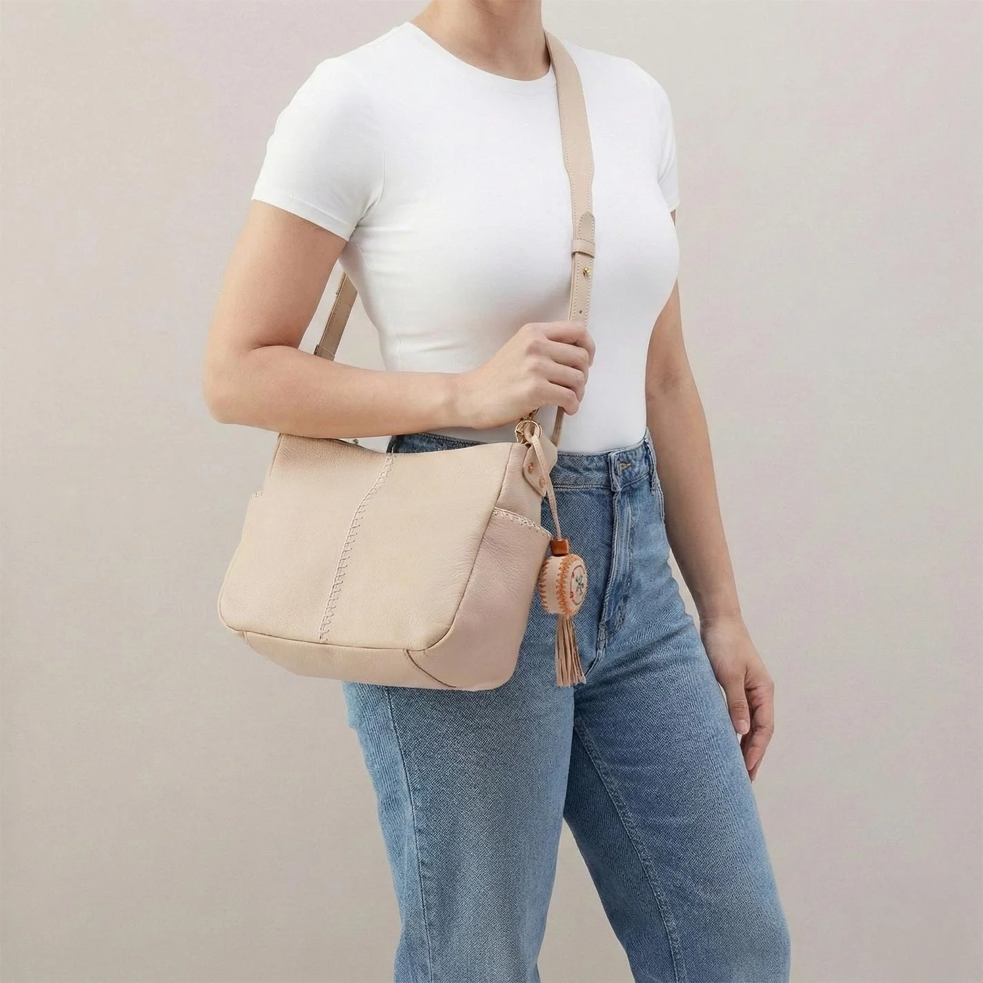 Sheila Crossbody With Charm In Pebbled Leather - Stonewash - Image 3