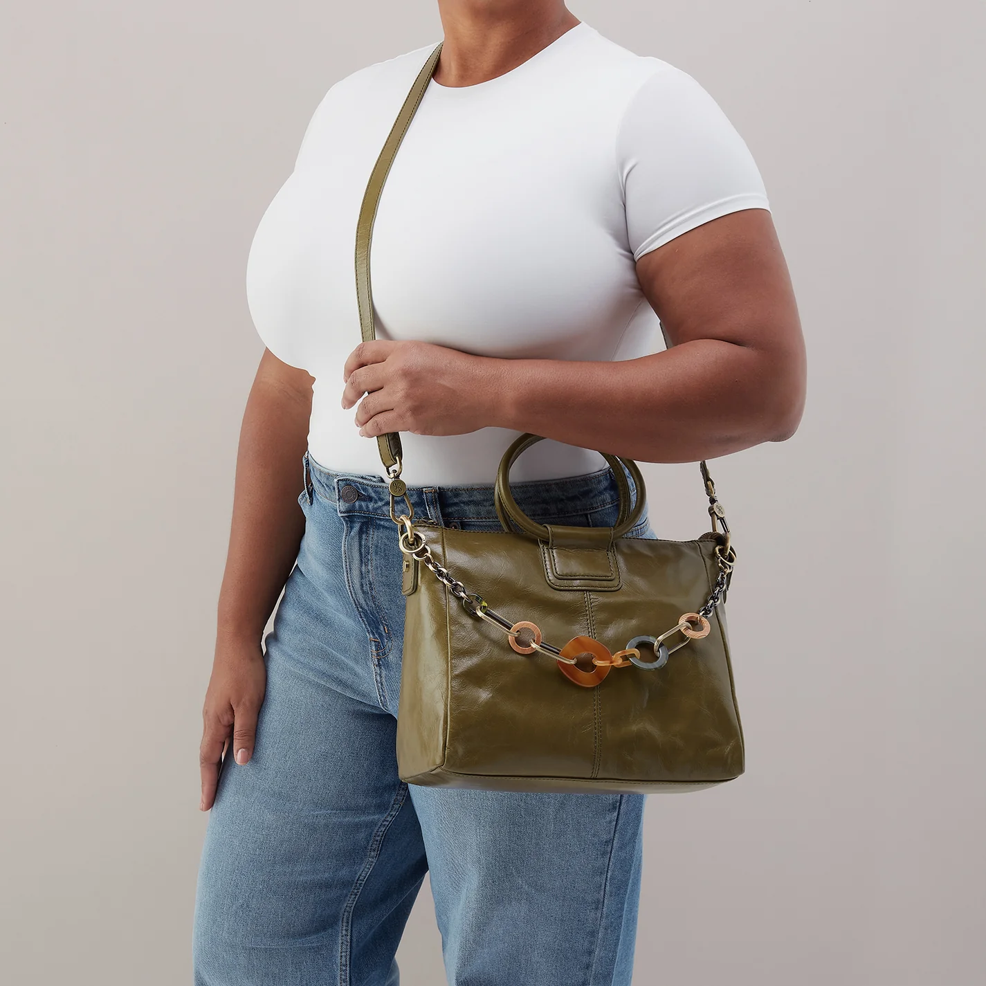 Sheila Medium Satchel With Charm In Polished Leather - Olive Veil - Image 3