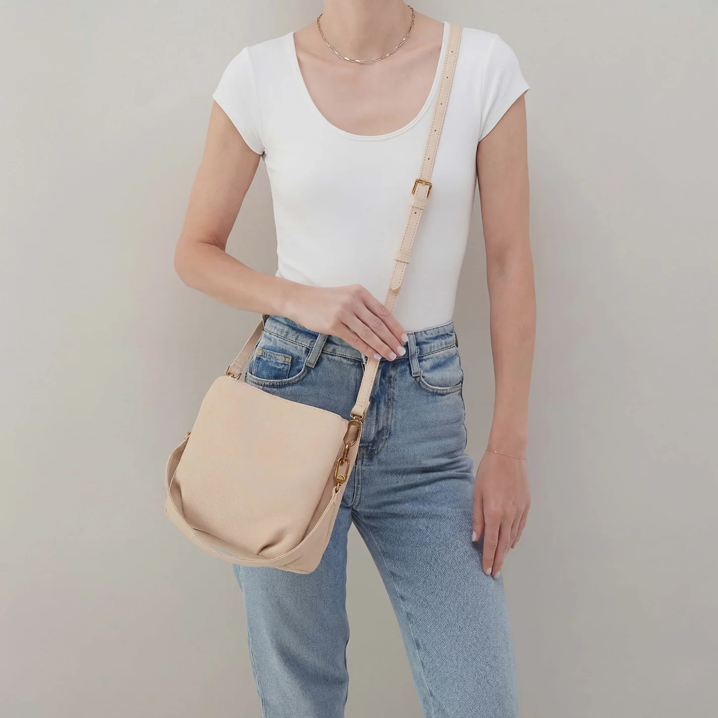 Starr Convertible Shoulder Bag In Pebbled Leather - Stonewash - Image 2