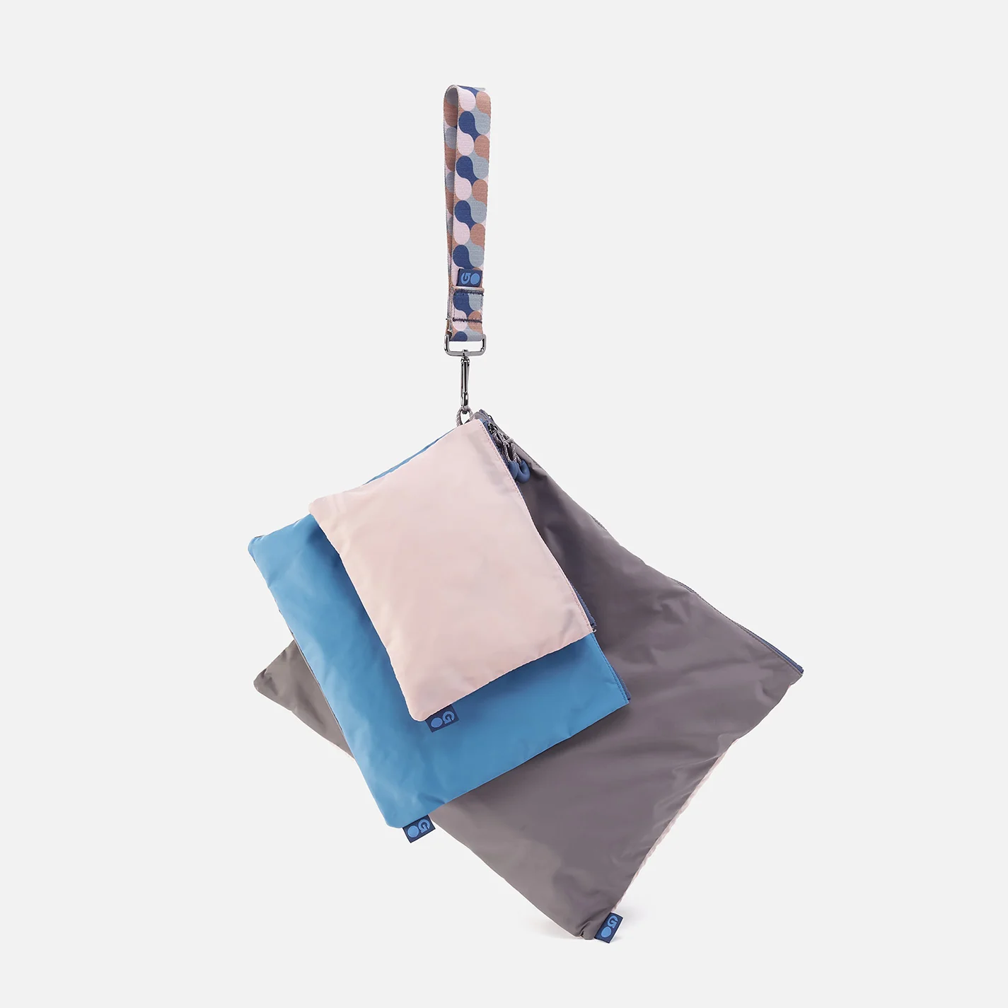 TAKE IT EASY Wristlet Set in PackLite Nylon - Poly Hue - Image 6
