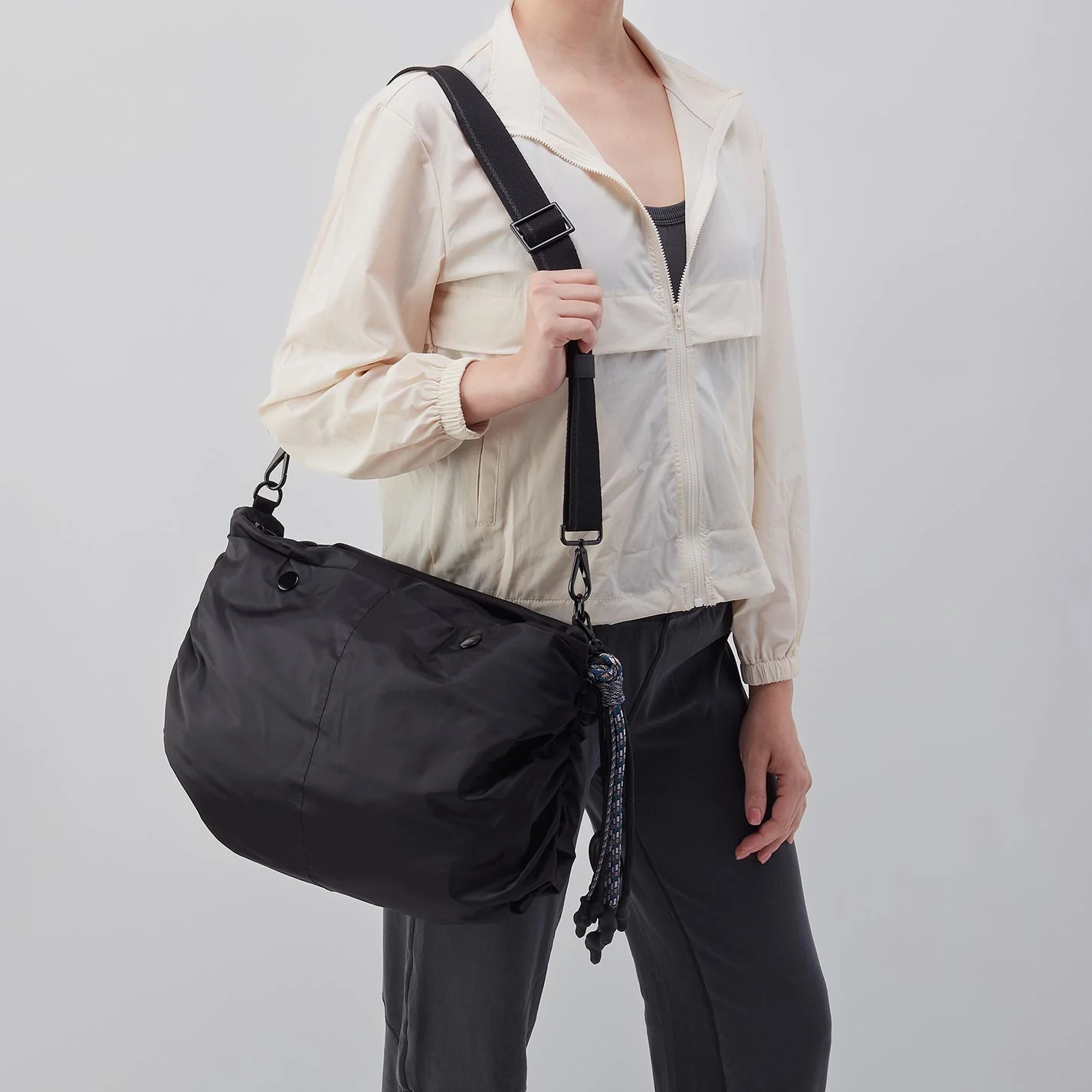 THE BIG DRAW Crossbody in CaRefiber recycled nylon - Jet - Image 4