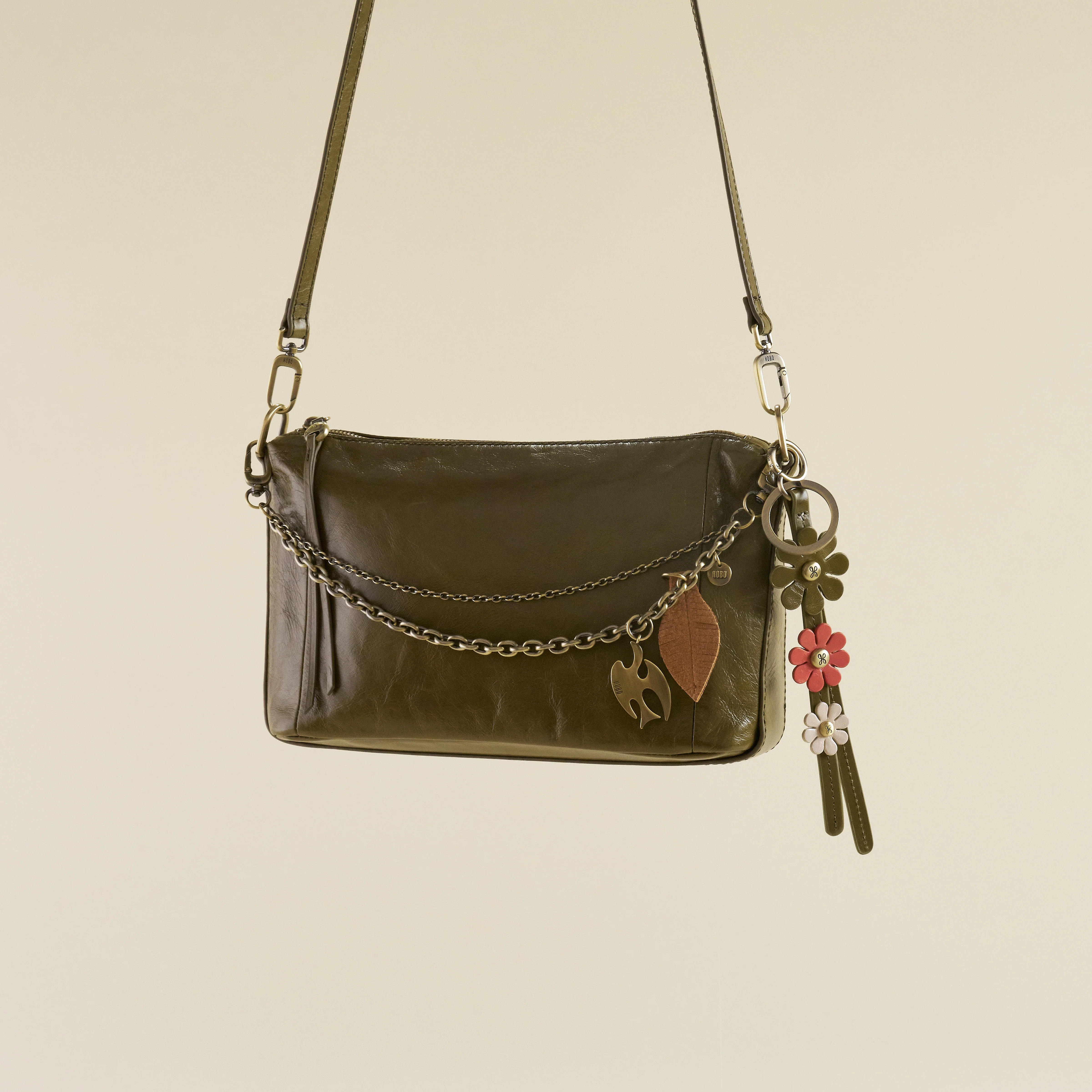 Triflower Keychain In Polished Leather - Olive Veil - Image 2